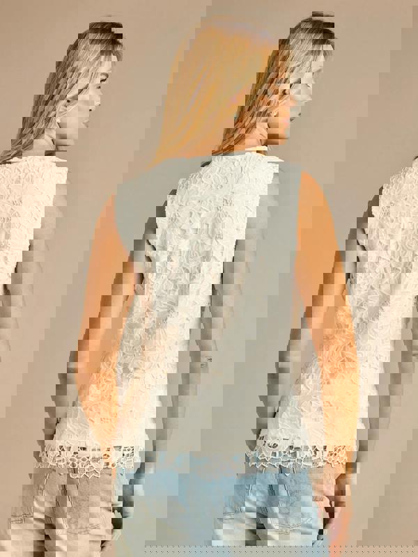 GWD Paola White Lace Waistcoat