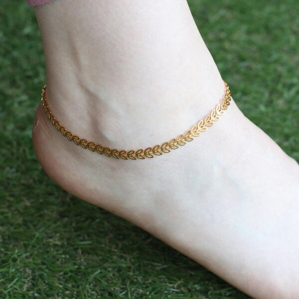 The Colourful Aura Golden Brass Hollow Leaf Minimalist Boho Thin Slim Foot Payal Anklet