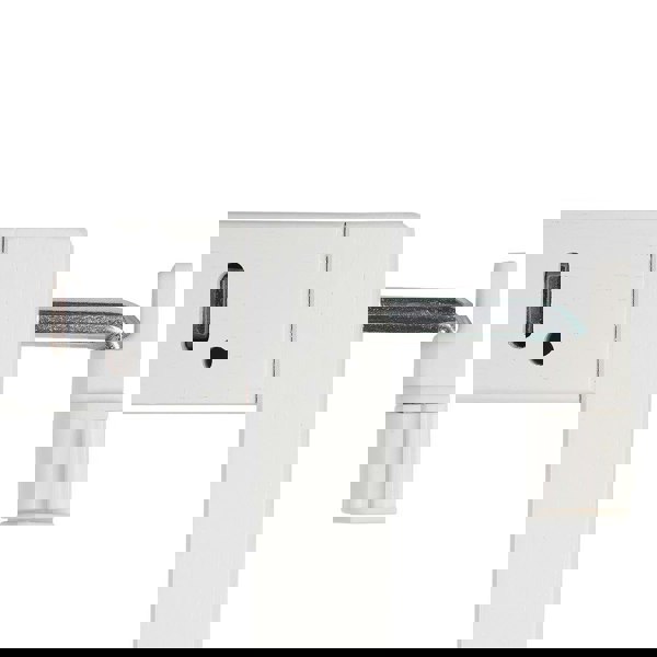 Bettacare Chunky Wooden Screw Fit Dog Gate, 63.5cm - 105.5cm, White, Wooden Dog Gate Gate, Screw Fit Pet Stair Gate, Puppy Gate