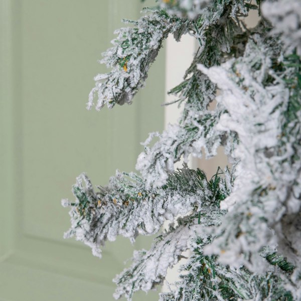 Samuel Alexander 8ft (2.55m) Samuel Alexander Single Door Snow Flocked Christmas Tree Arch with 2000 Tips
