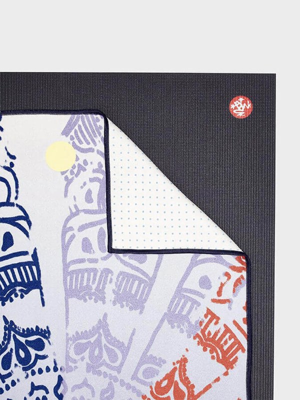 Manduka Yogitoes rSKIDLESS Mat Yoga Towel - Chakra Print (Blue)