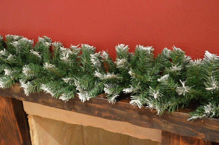 Samuel Alexander Premier 270cm (9ft) x 25cm Snow Tipped Green Christmas Garland Decoration