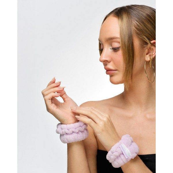 Brushworks Pastel Microfibre Wrist Wash Bands - 3 Pairs