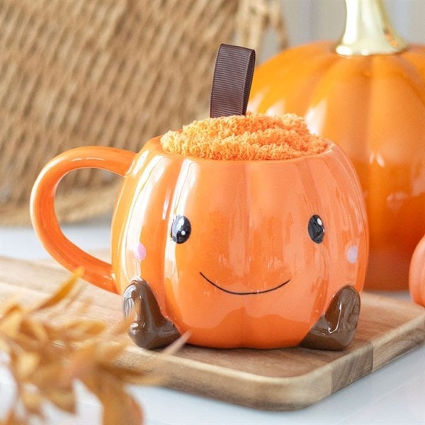 Serano Cute Smiling Pumpkin Mug and Socks Set