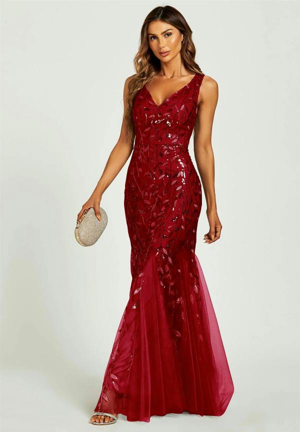 FS Collection Sequin Leaf Detailed V Neck Bridesmaid Maxi Dress In Wine