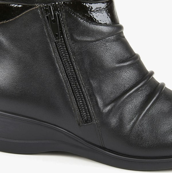 Mod Comfys L215A Womens Ankle Boots Black