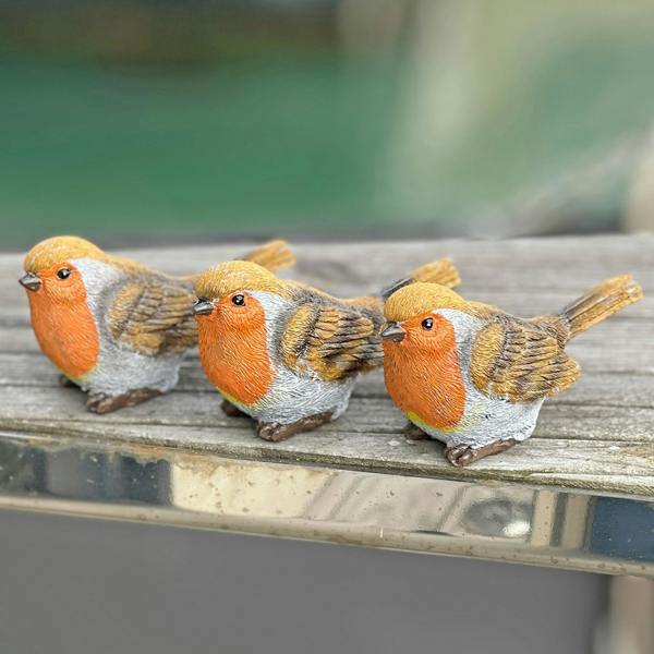 Farmwood Pot Topping Robin Garden Bird Ornaments