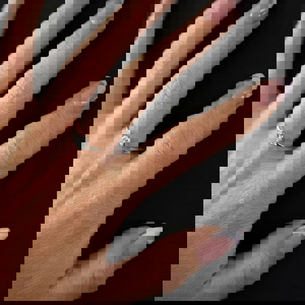 Starbright Silver 5mm Six Claw Round Cubic Zirconia Ring R3227(5M) 3A