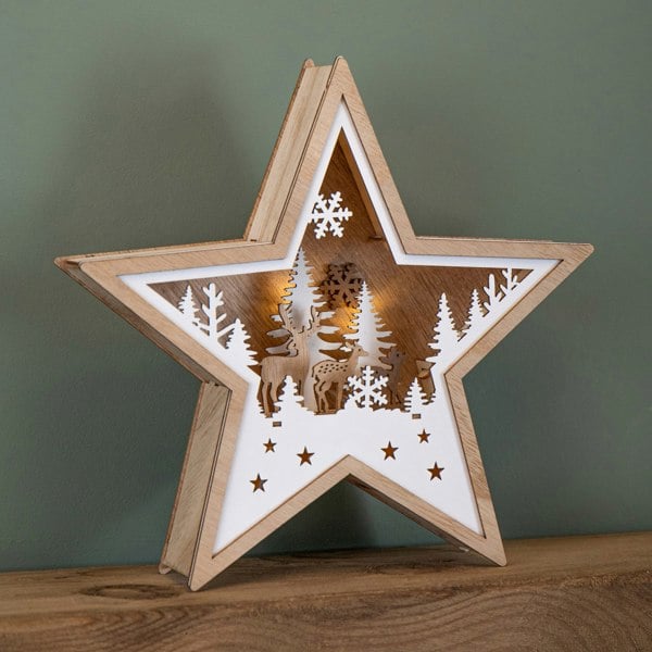 Samuel Alexander 23cm Battery Operated Wooden Star Shape Woodland Scene Christmas Decoration