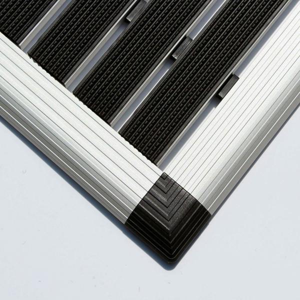 Ultralux Outdoor Aluminium Drainage Door Mat – Non-Slip Heavy Duty Scraper Doormat – Weatherproof, Rustproof Metal Frame – Grey & Black – 40 x 60cm UAN04060GR