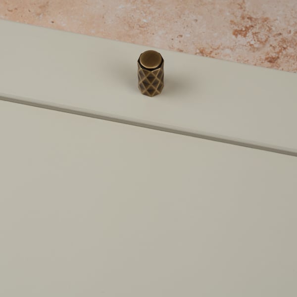 Handle & Home Antique Brass Diamond Cut Pulls