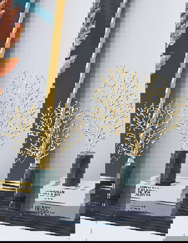 Anyhouz Tabletop Tree Snowflake Home Decor Marble Base 31cm