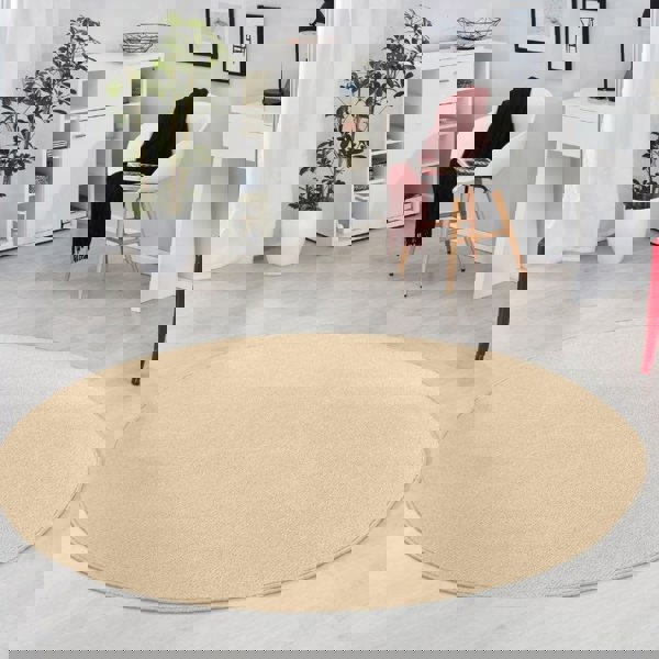 Modern Plain Cream Rug – Soft Short Pile