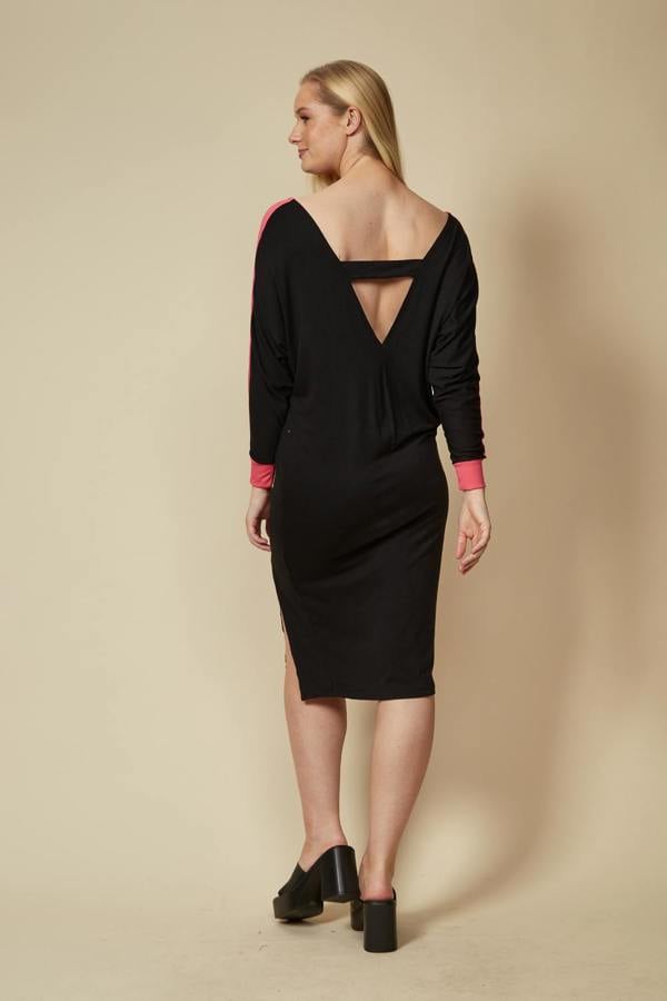 Hoxton Gal Relaxed Fit Dress with Pink Line in Black