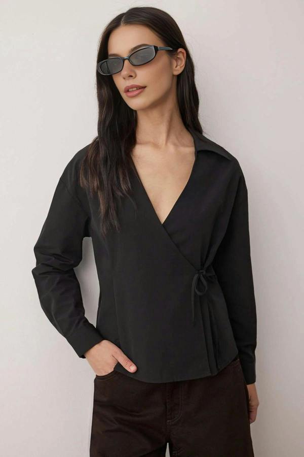 WOVCOR Regular Woven Shirt with Double-Breasted Closure and Tie Detail