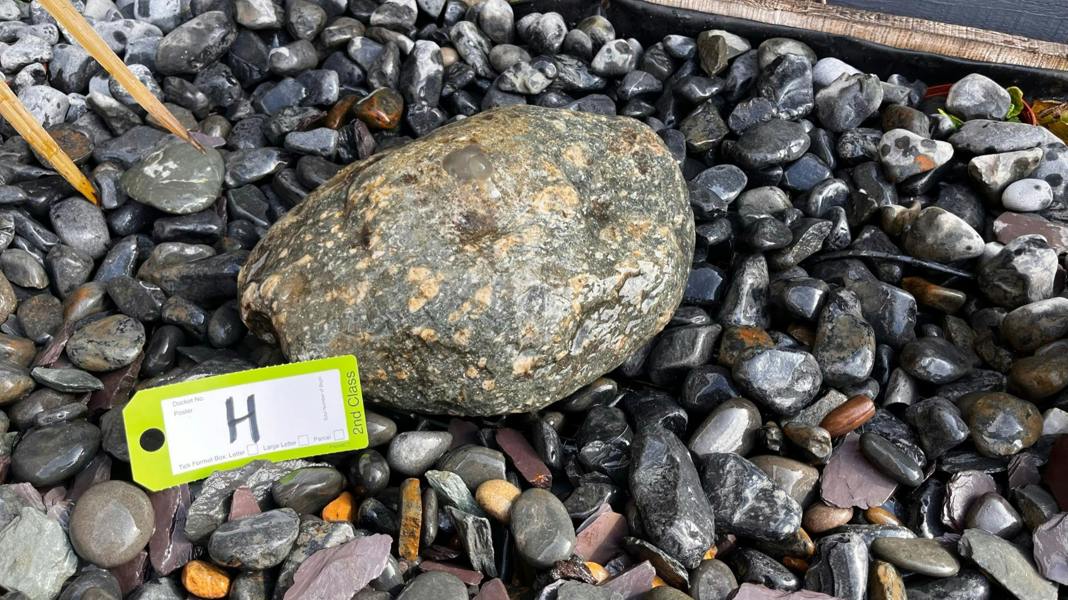 Drilled Natural Bouler H Water Feature