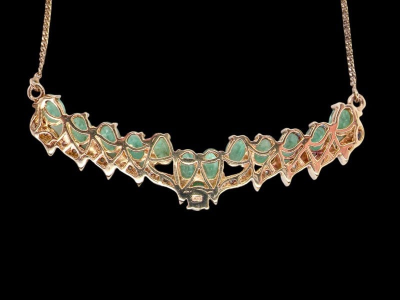 Vintage Tom An emerald and diamond feature necklace