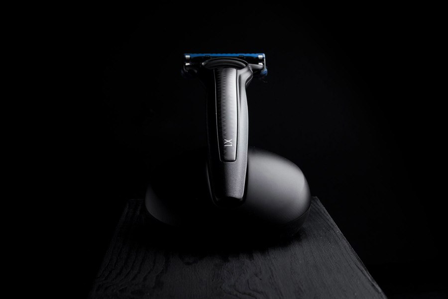 Bolin Webb  X1 Carbon Razor and Stand - Gillette Fusion 5