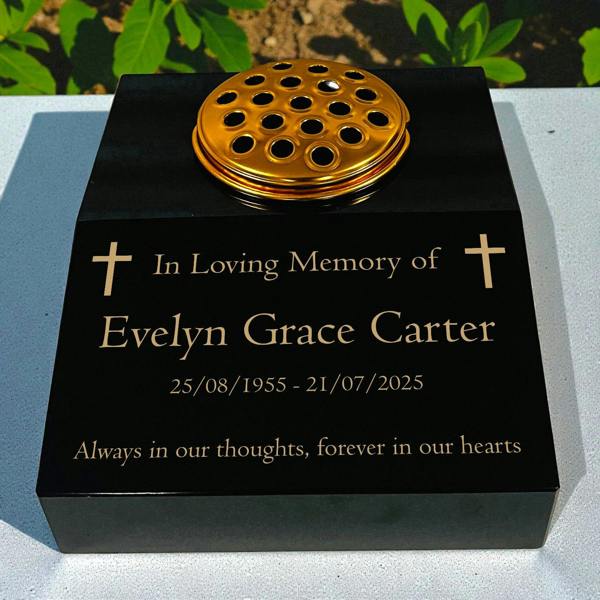 Memorials Direct Black Granite Sloping Memorial Desk with Vase – Cross Design, Free Gold Engraving