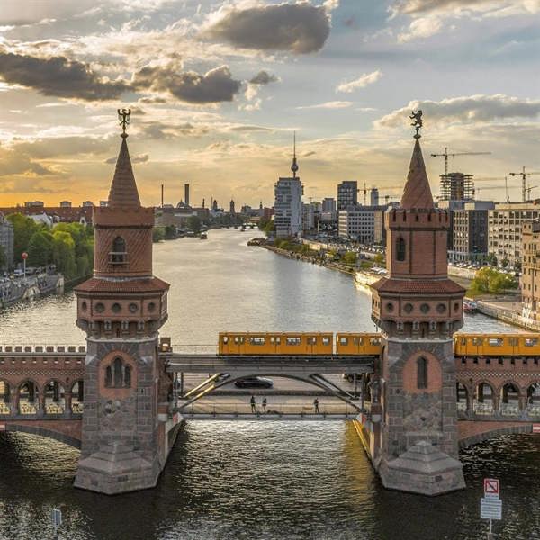 Europe Berlin Calendar 2027, Wall Calendars, Month To View, Travel, Gift
