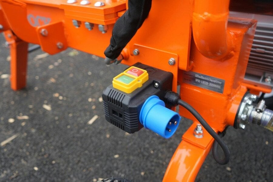 Rock Machinery Venom 12 Ton EM Series Electric Log Splitter