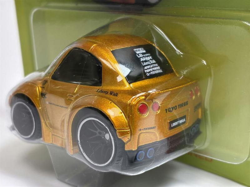 MCSlots Nissan GT-R R35 LB Works Type 1 Rear Wing  2 LB Gold Qube Carz 6cm QZ00301BL