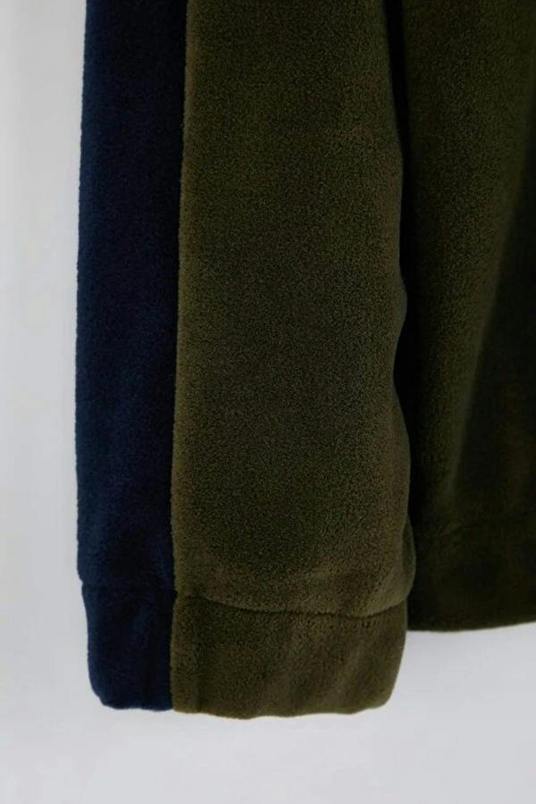 WOVCOR Stand Collar City Embroidery Anti-Pilling Fleece Men's Sweatshirt