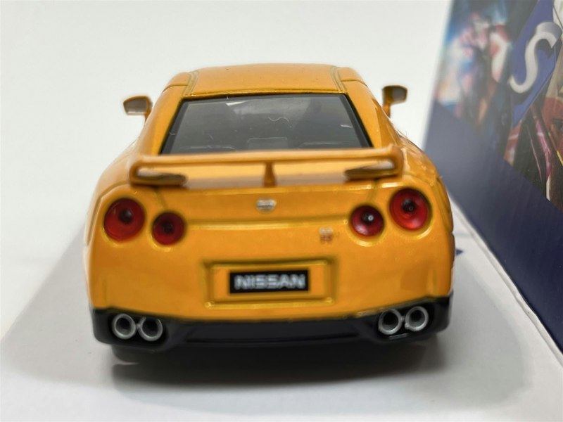 Solido Nissan GT-R Metallic Orange 1:43 Scale 4401200