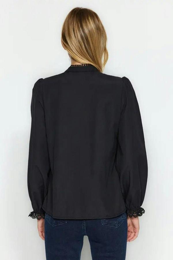 WOVCOR Woven Shirt with Lace Detail