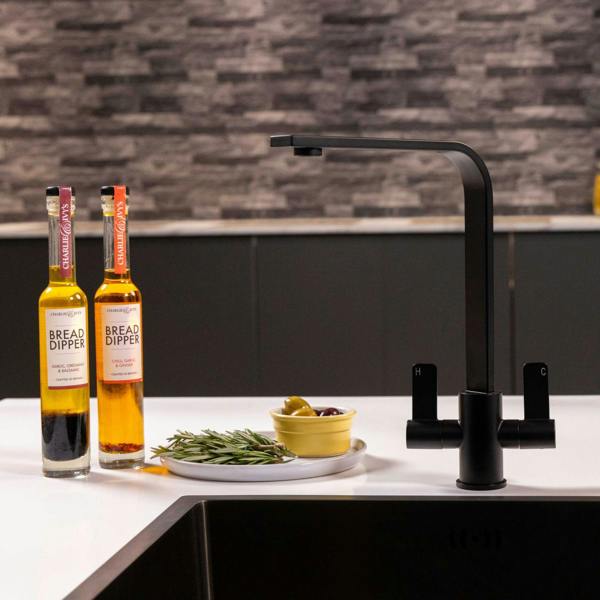 Flode Paddla | Dual Lever Kitchen Tap | Swan Neck Design | Matt Black