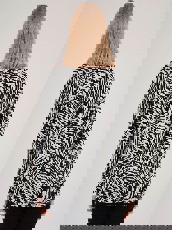 TIGI-Wear Zebra Notch Top