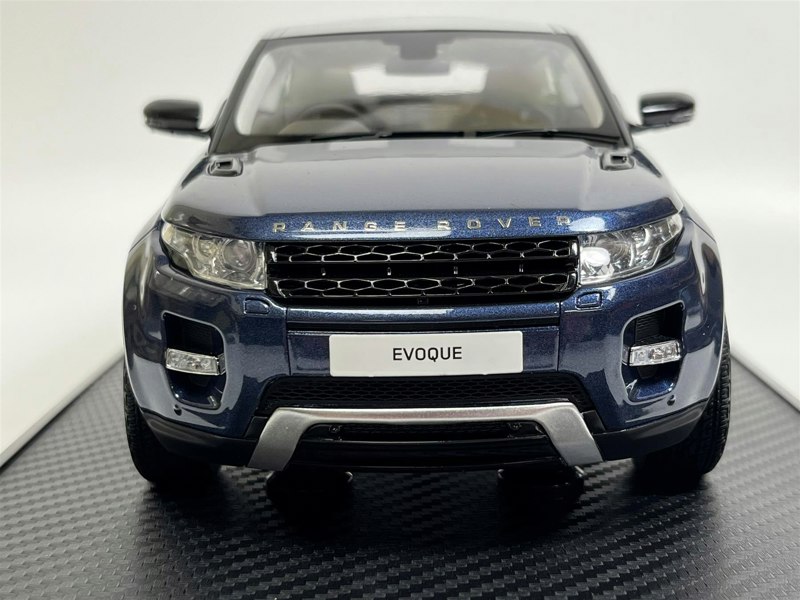 Century Dragon Range Rover Evoque 2011 Baltic Blue 1:18 Scale Century Dragon LRDCAREBB118