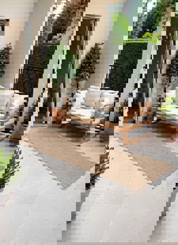 The Rugs Liora Reversible Rug – Indoor & Outdoor Quality