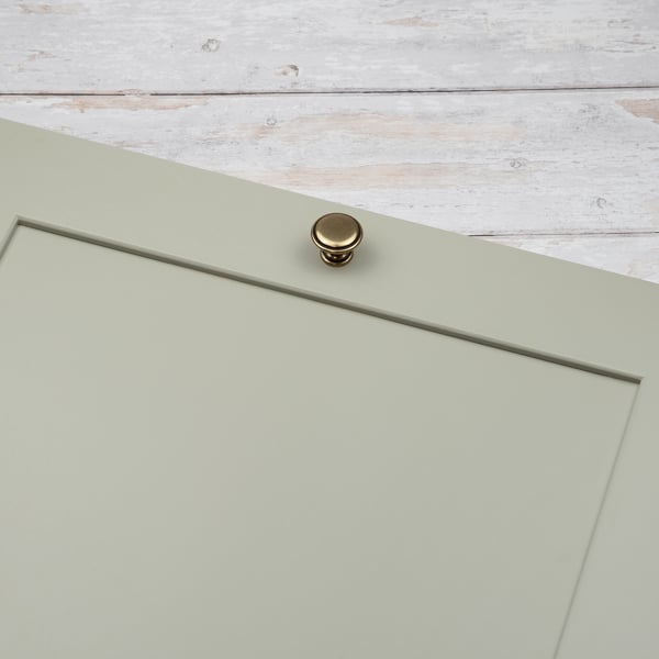 Handle & Home 30mm Antique Brass Round Knob