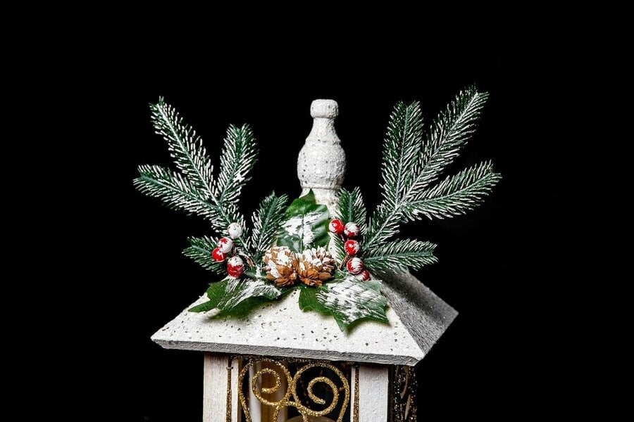 Shatchi 32cm White LED Wooden Lantern Standing Christmas Decoration with Snow-Covered Finish