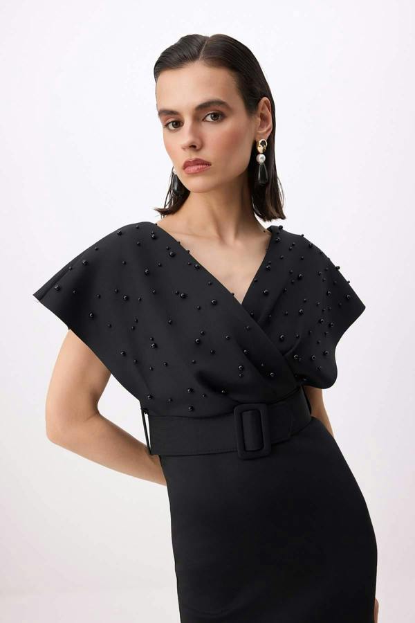 WOVCOR Pearl Accessory Detail V-Neck Angel Sleeve Bodycon Belted Midi Dress