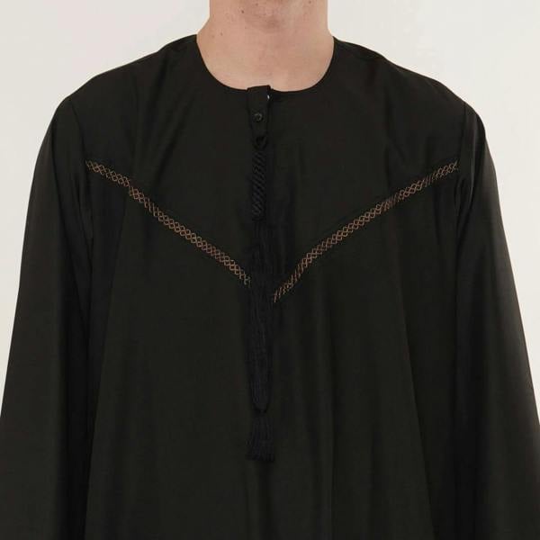HM10 - Men's Emirati Omani Zipped Embroidery Thobe - Black - Thobez - 17