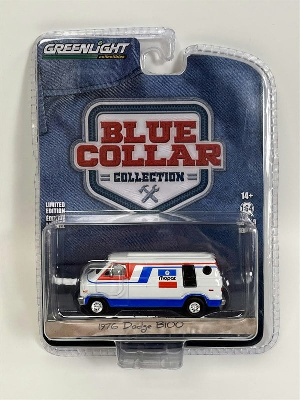 Greenlight 1976 Dodge B100 Blue Collar Collection 1:64 Scale 35200