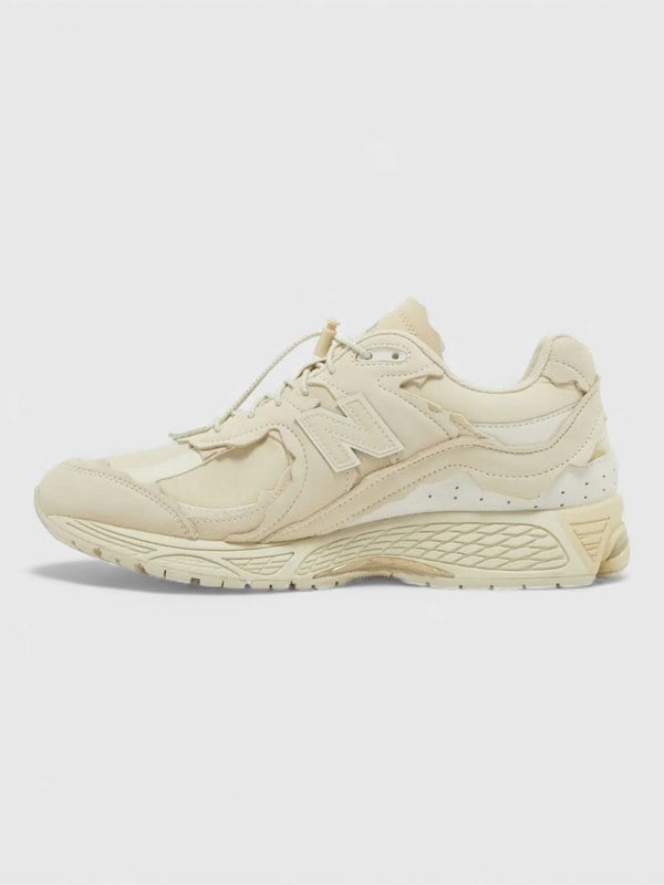 New Balance 2002R Protection Pack Sandstone