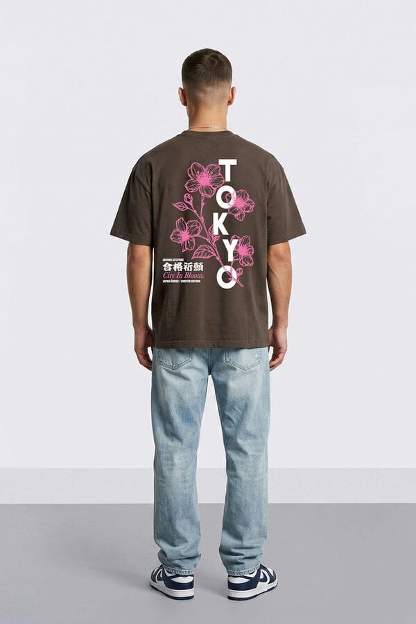 London Attitude Tokyo City in Bloom Oversized Heavyweight Graphic T-Shirt