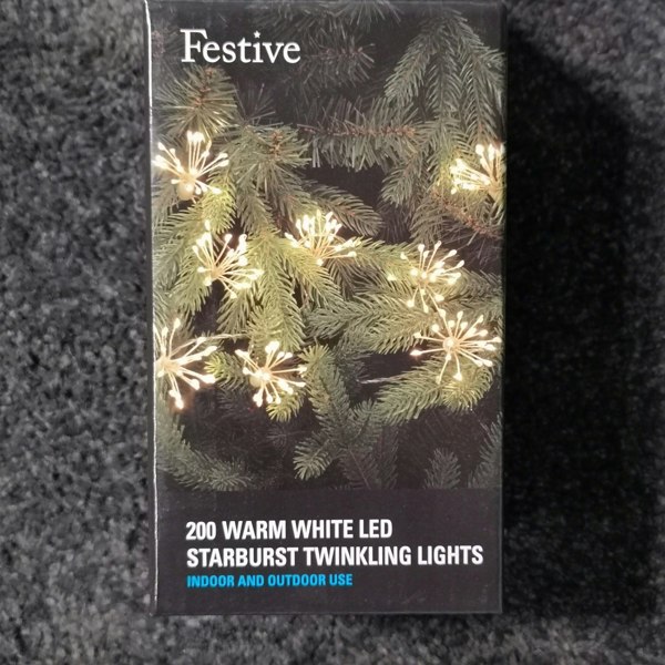 Samuel Alexander Festive Christmas 10 Warm White LED Twinkling Starburst Lights