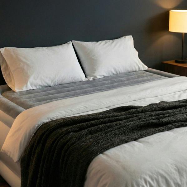 Huddle Never Deflate™ Air Mattress with Patented Dual Pump - Super King