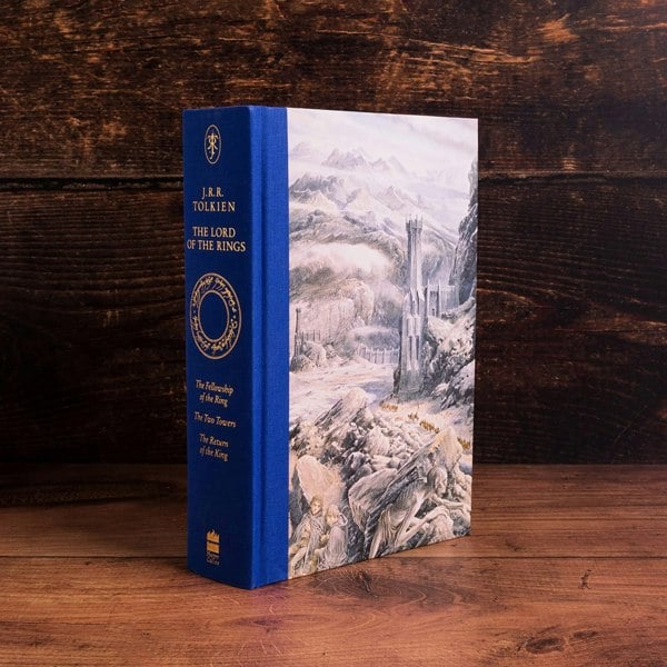 The Lord of the Rings: The Classic Bestselling Fantasy Novel by J. R. R. Tolkien