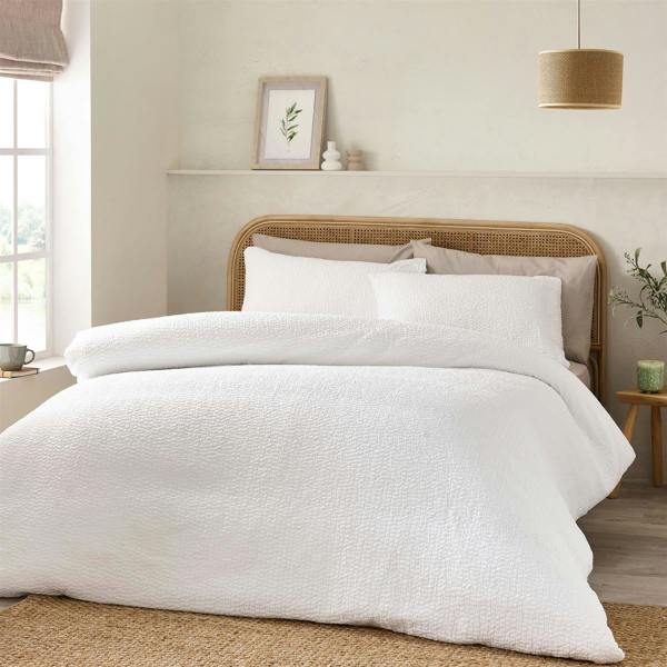 Crinkle Seersucker White Duvet Cover Set