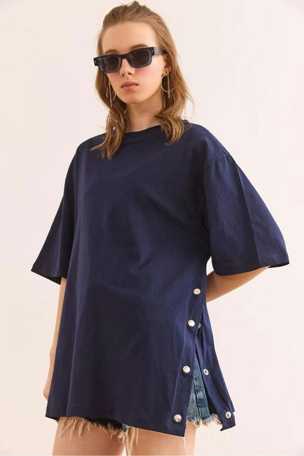 Hoxton Gal 100% Cotton T-Shirt with Side Buttons