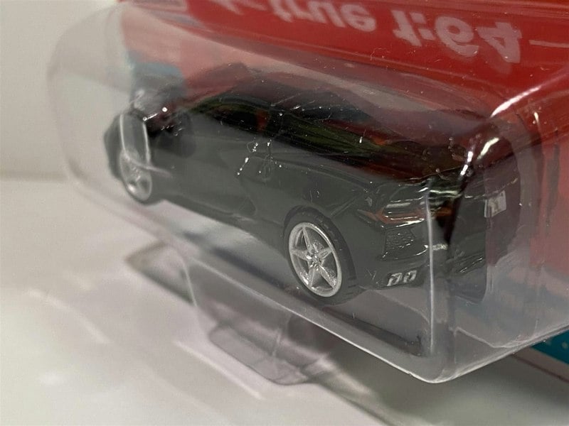2020 chevy corvette black 1:64 scale auto world aw64282a