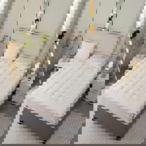 HOMESCAPES Premium Wool Mattress Topper - Deep Fitting Comfort