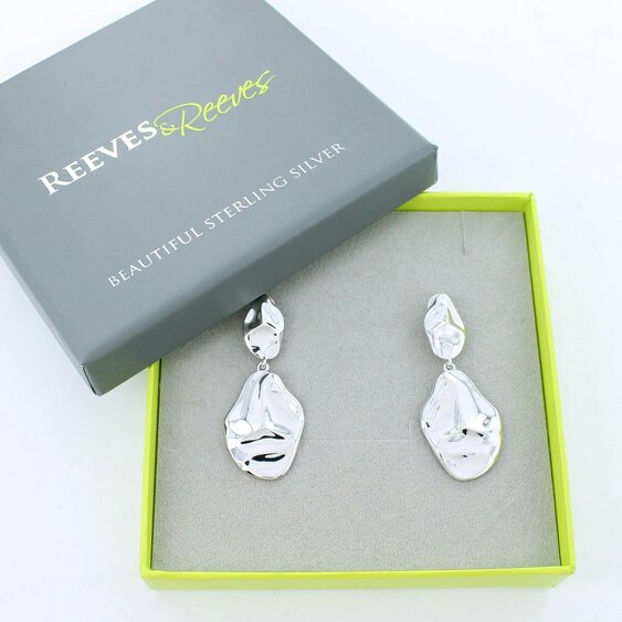 Reeves & Reeves Statement Drop Earrings