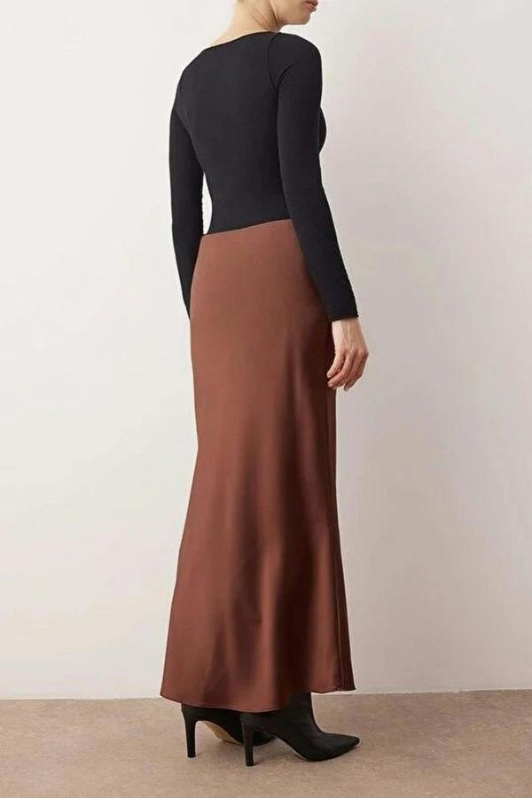 WOVCOR Fish Cut Satin Maxi Length Woven Skirt