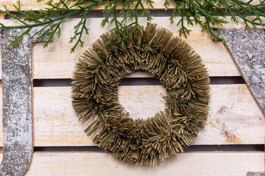Shatchi 20x40cm Wooden JOY Christmas Wall Frame Decoration for Festive Home Display